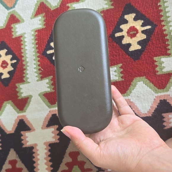 KATE SPADE SUNGLASS CASE GREEN AND BLACK - Picture 3 of 3